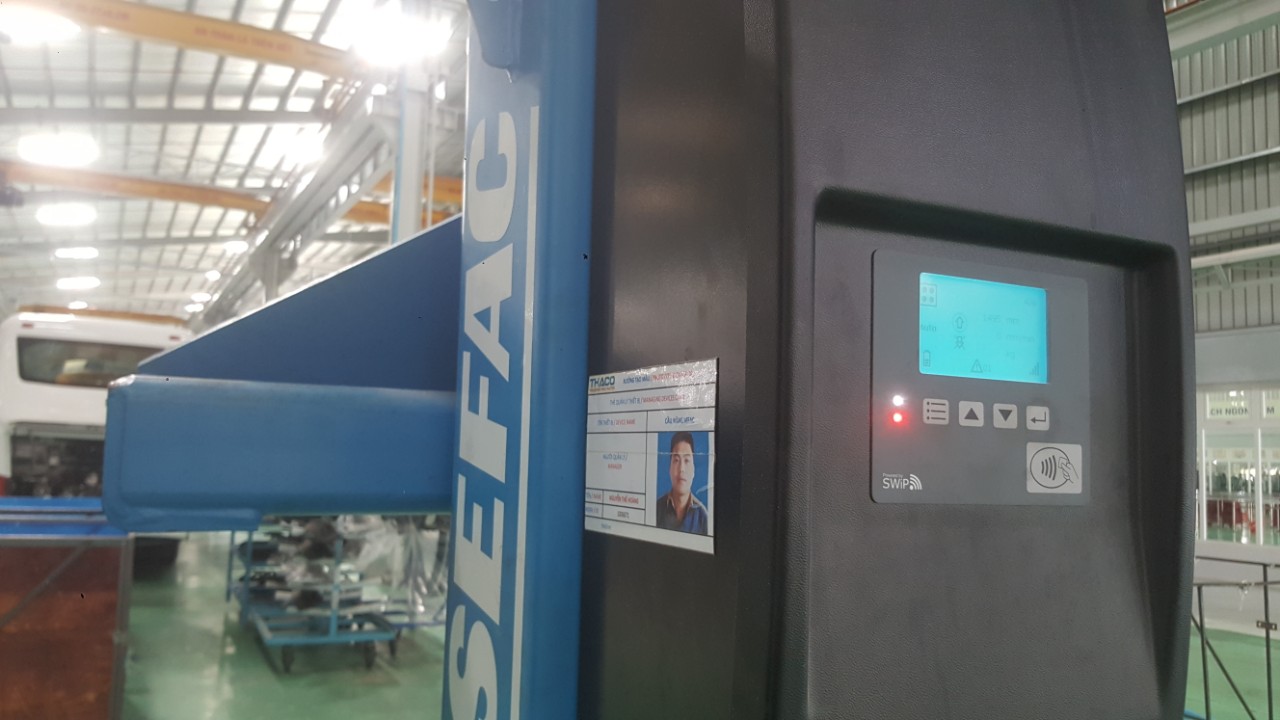 Cầu nâng 4 trụ độc lập Sefac SW2